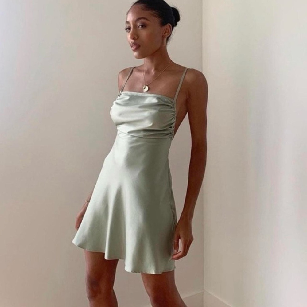 NWT Macy’s Danielle Bernstein Sage Green Satin Mini Dress Sz 14 💚
